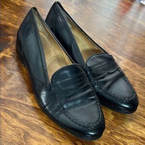 Johnston & Murphy Black Leather Loafers with Penny Strap